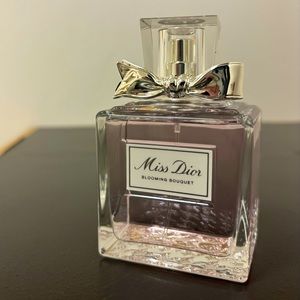 MISS DIOR (BLOOMING BOUQUET)